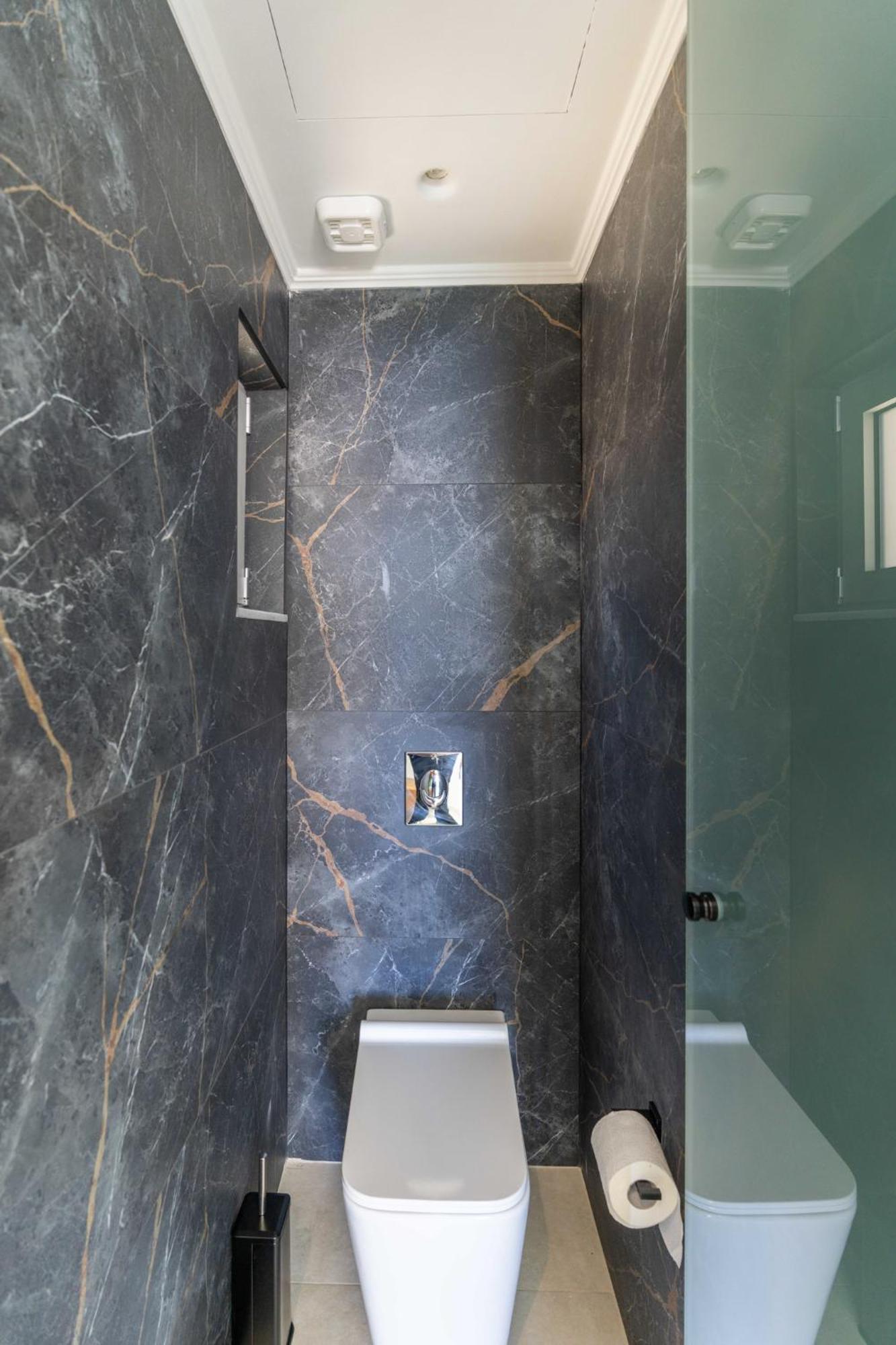 Mellamare Luxury Suites Athanion Bagian luar foto